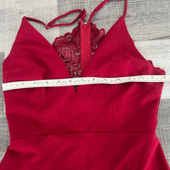 Windsor Clarisse Well Refined Lace Red Dress Size Small - Picture 9 of 10
